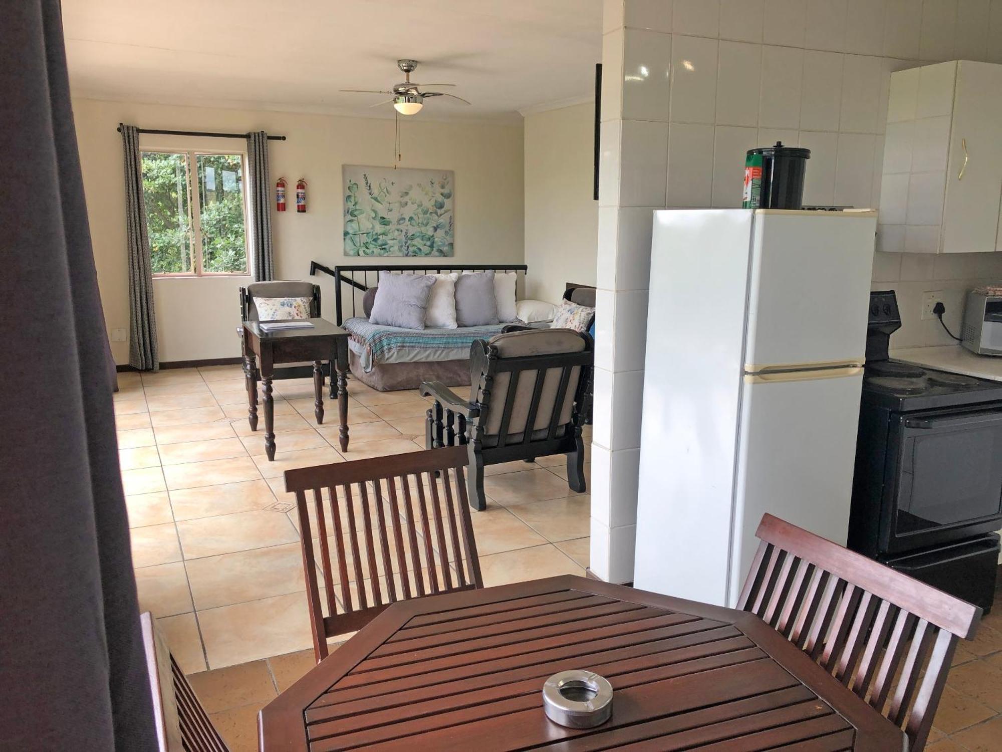 Hills And Dales Accommodation 란세리아 외부 사진