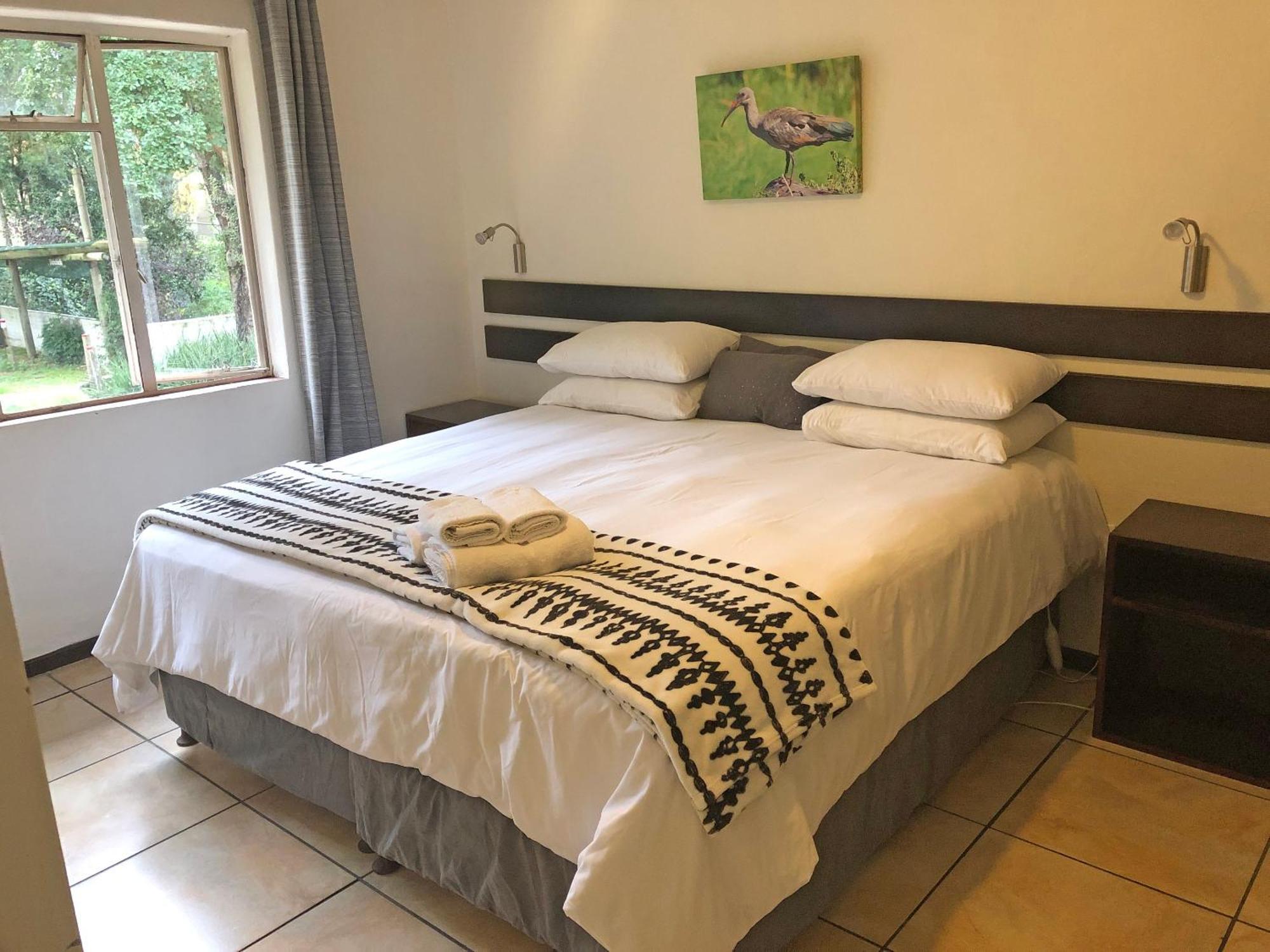 Hills And Dales Accommodation 란세리아 외부 사진