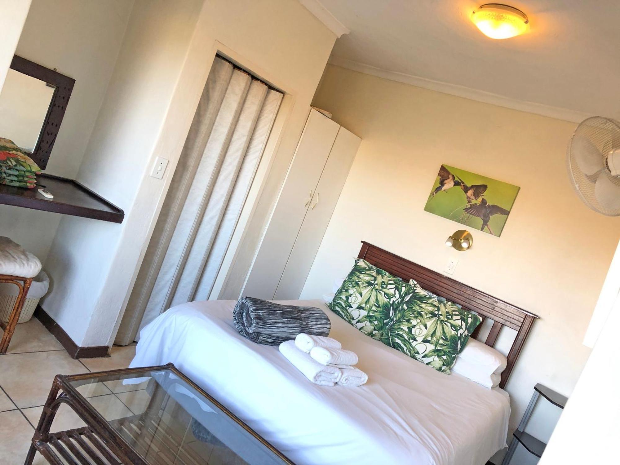 Hills And Dales Accommodation 란세리아 외부 사진