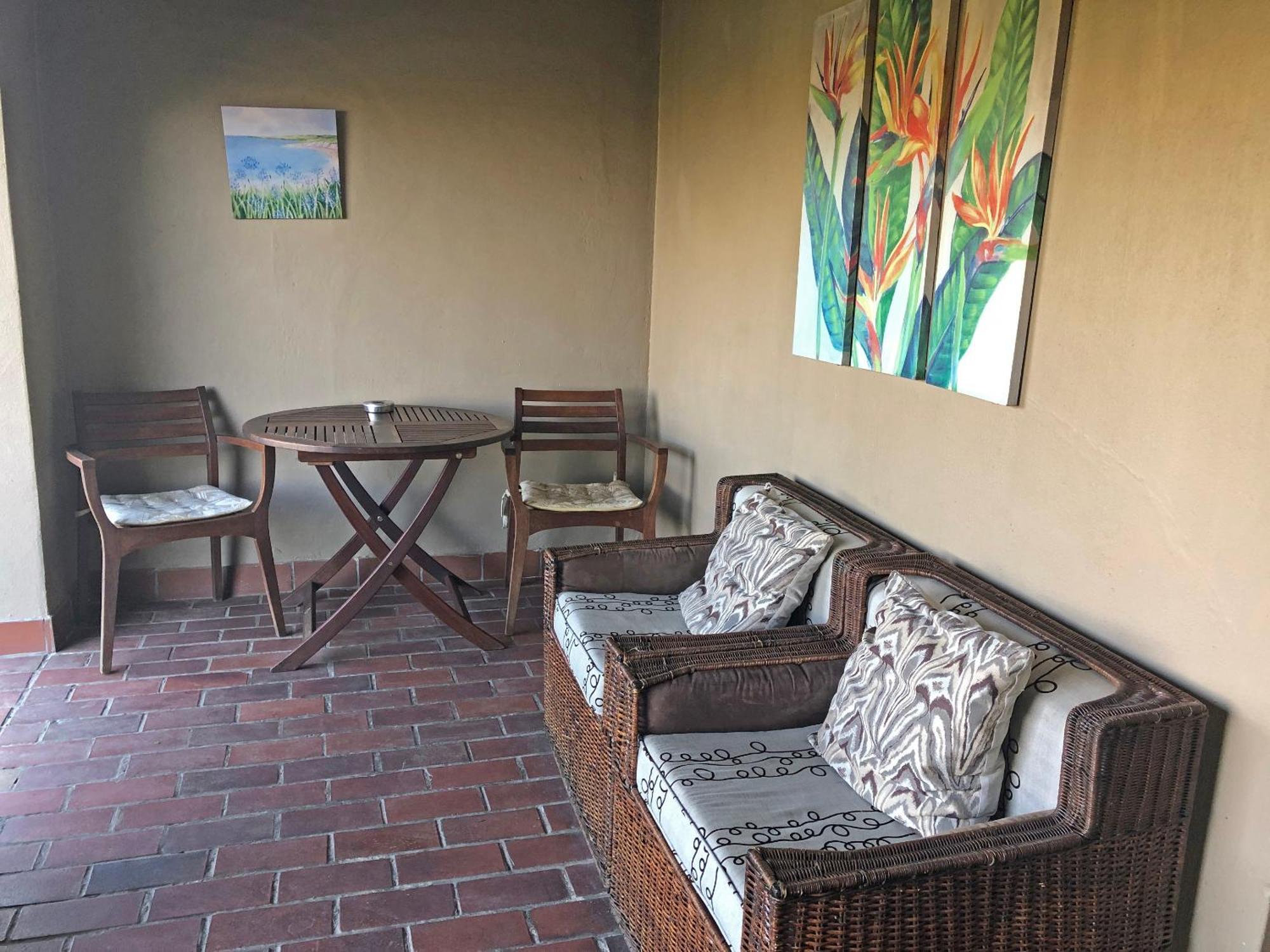 Hills And Dales Accommodation 란세리아 외부 사진