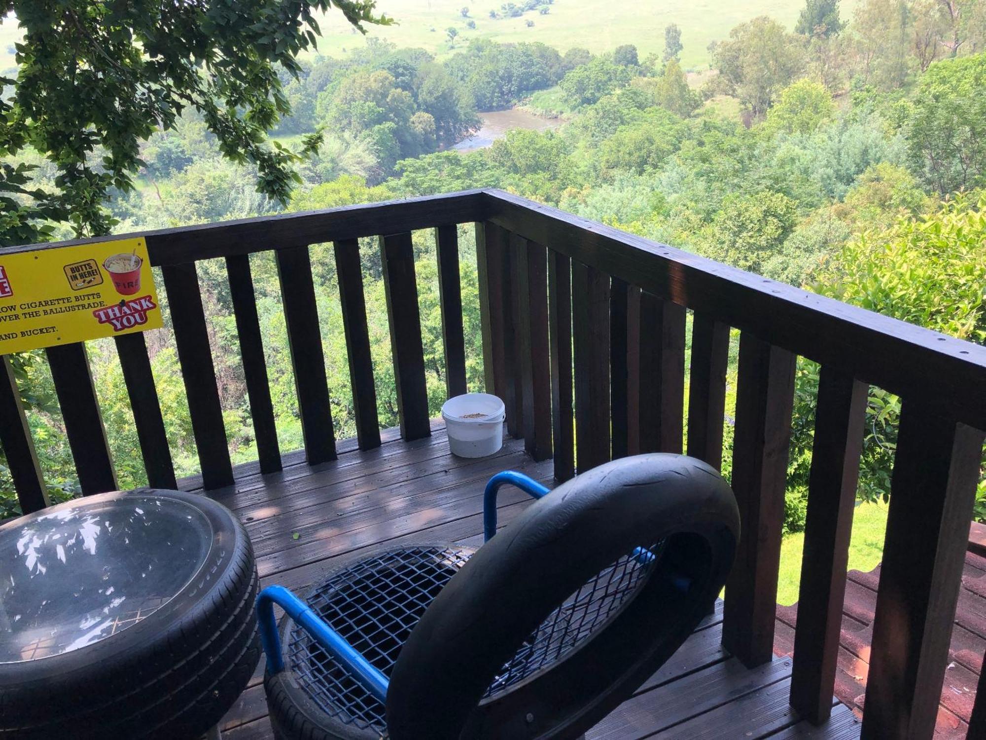 Hills And Dales Accommodation 란세리아 외부 사진