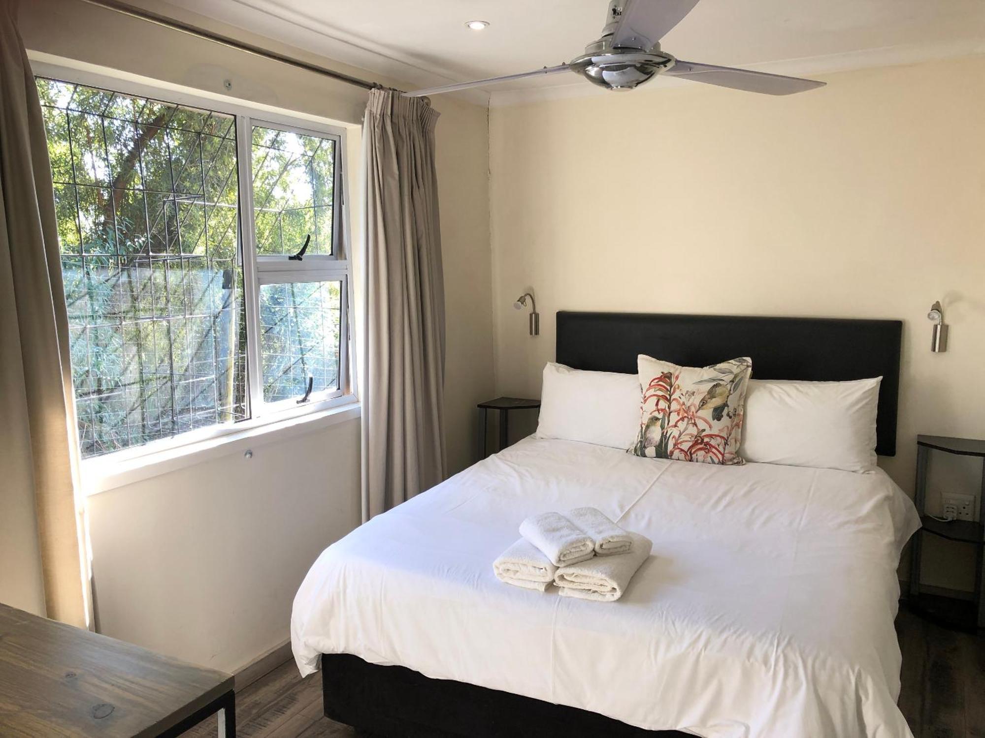 Hills And Dales Accommodation 란세리아 외부 사진